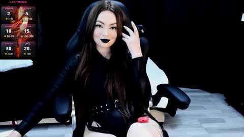 nastykatty_ online show from November 13, 2025, 10:08 pm