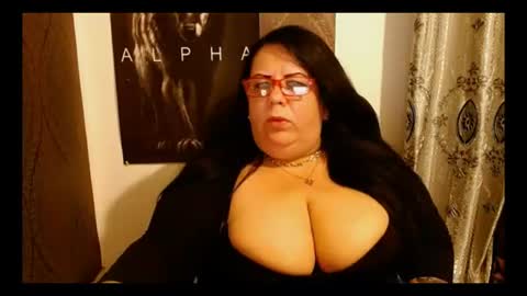 Snapshot of nastymilf34 chatting on June 22, 2026, 10:40 pm Miss Pam online show from June 22, 2026, 10:40 pm