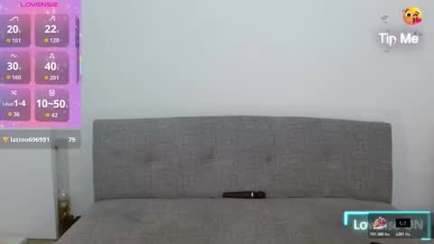 nathalia online show from December 3, 2025, 11:36 pm