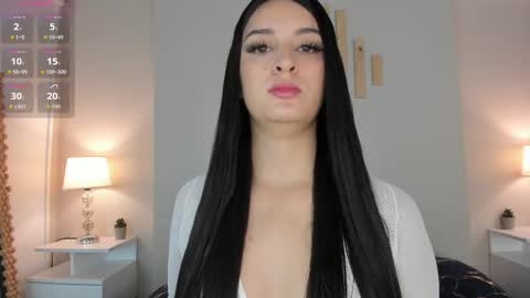 Natacha Diaz online show from November 14, 2025, 11:53 am