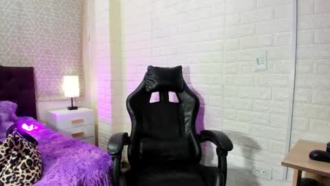 Natalia Kiss online show from February 3, 2026, 12:10 pm