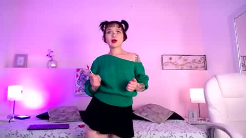 Natalia online show from July 9, 2026, 3:21 am