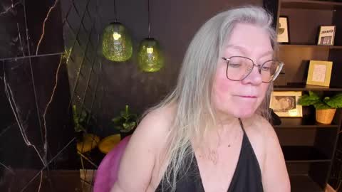 NataliCloud online show from April 10, 2026, 2:11 pm