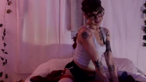 Natalie Six online show from February 14, 2026, 5:15 am