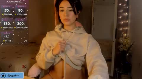 natalia online show from January 28, 2025, 3:25 am