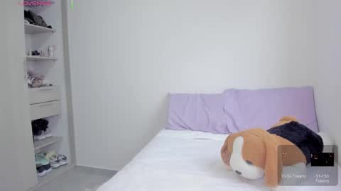 Snapshot of natalie_jaensen chatting on November 14, 2025, 9:57 pm online show from November 14, 2025, 9:57 pm