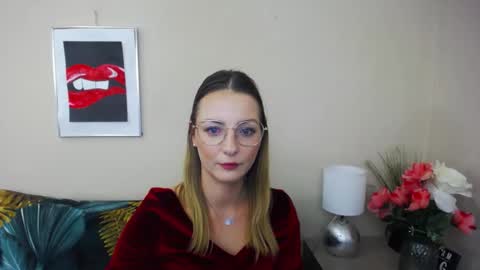 Snapshot of natalie_live chatting on February 6, 2025, 11:54 am NatalieSexy online show from February 6, 2025, 11:54 am