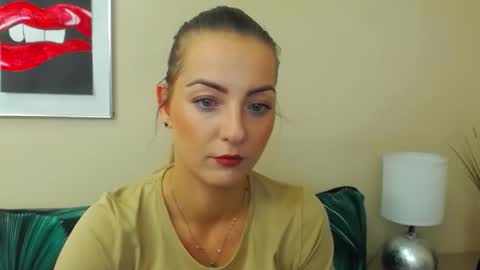 Snapshot of natalie_live chatting on October 29, 2025, 7:21 am NatalieSexy online show from October 29, 2025, 7:21 am