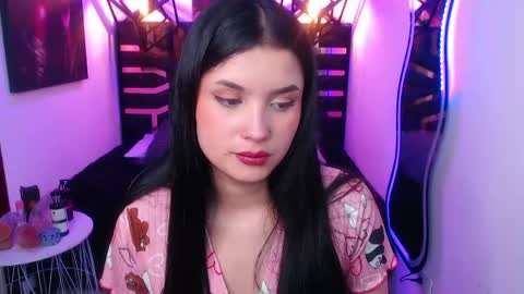 natalie  online show from May 11, 2026, 8:39 pm