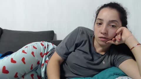 Snapshot of natalie_mia chatting on November 7, 2025, 5:51 am Miia online show from November 7, 2025, 5:51 am