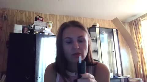natalime online show from October 18, 2025, 6:26 am