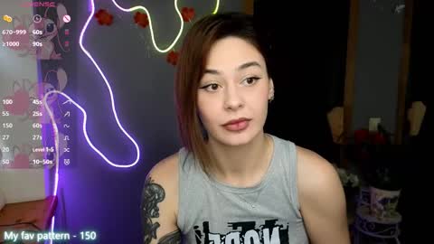 Natali online show from November 25, 2025, 6:57 am