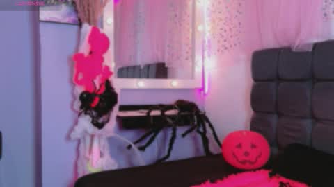 Snapshot of natalliapradas chatting on October 27, 2025, 5:06 pm natalliapradas online show from October 27, 2025, 5:06 pm