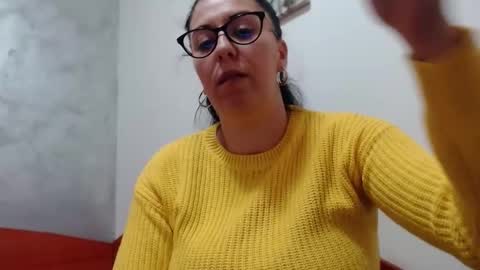 natally online show from November 17, 2025, 2:01 pm