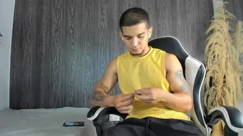 natan_77 online show from May 7, 2026, 11:26 am