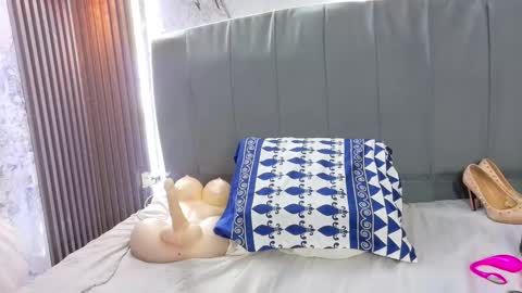 Natasha online show from March 10, 2026, 9:53 pm