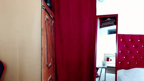 Snapshot of natasha__magics chatting on October 30, 2025, 4:47 am natasha__magics online show from October 30, 2025, 4:47 am