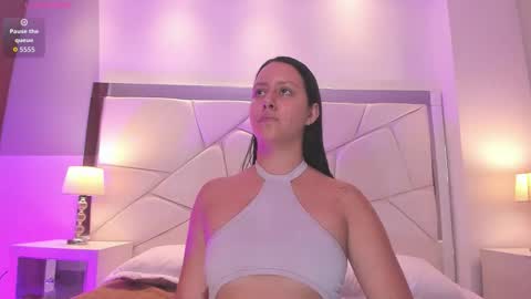 natasha kiim online show from January 9, 2026, 3:31 am