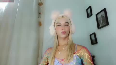 Natasha online show from April 10, 2026, 11:53 pm