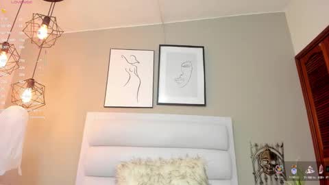 natasha_stone6 online show from October 18, 2025, 1:56 pm