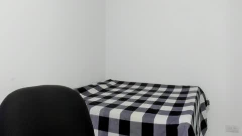 Snapshot of natasha_su chatting on January 14, 2025, 3:11 am Natalia online show from January 14, 2025, 3:11 am