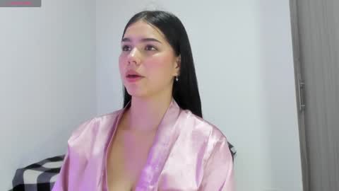 Snapshot of natasha_su chatting on January 20, 2025, 1:39 am Natalia online show from January 20, 2025, 1:39 am