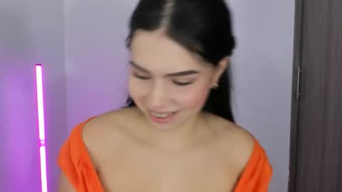 Snapshot of natasha_su chatting on November 13, 2025, 7:46 pm Natalia online show from November 13, 2025, 7:46 pm