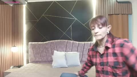 Natasha Mason online show from May 16, 2026, 7:23 pm