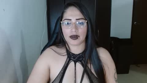 Natasha Smithe  online show from December 4, 2025, 1:59 am