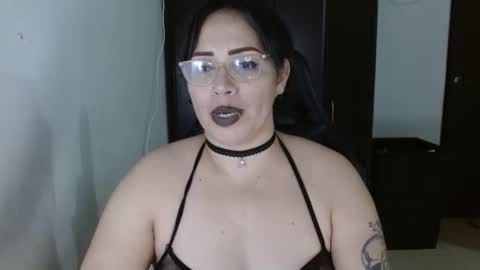 Natasha Smithe  online show from December 22, 2025, 12:29 am