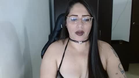 Natasha Smithe  online show from March 25, 2026, 1:22 am