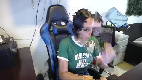 Snapshot of natashax_hot chatting on February 12, 2025, 7:35 pm Natashax online show from February 12, 2025, 7:35 pm