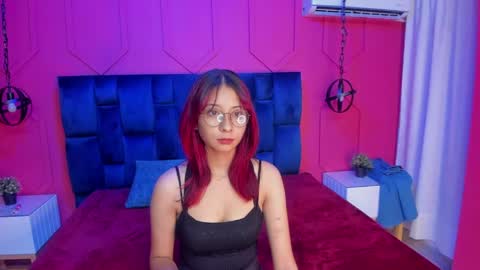 Snapshot of nataz_darcy chatting on May 7, 2026, 4:29 am Nataa online show from May 7, 2026, 4:29 am