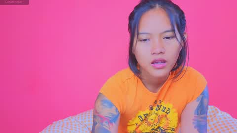 Natcha C online show from December 24, 2024, 3:05 am