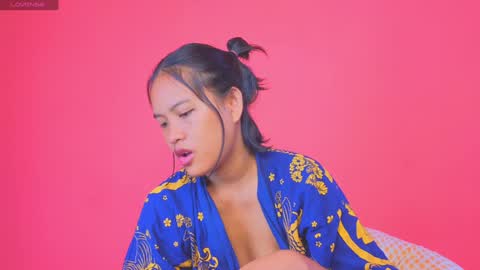 Natcha C online show from January 3, 2025, 1:59 am