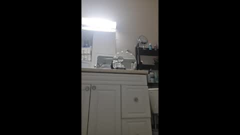 nate_199808 online show from February 17, 2026, 1:24 am