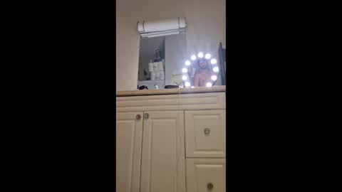 nate_199808 online show from February 18, 2026, 9:55 pm