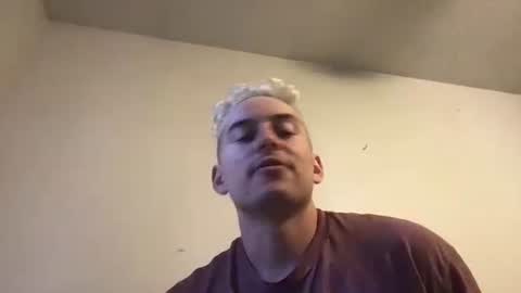 Snapshot of natetheexplorer chatting on November 14, 2025, 10:18 pm natetheexplorer online show from November 14, 2025, 10:18 pm