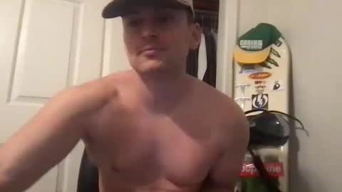 Snapshot of natetheexplorer chatting on January 18, 2026, 5:33 am natetheexplorer online show from January 18, 2026, 5:33 am