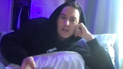 natetheexplorer online show from April 4, 2026, 6:49 pm