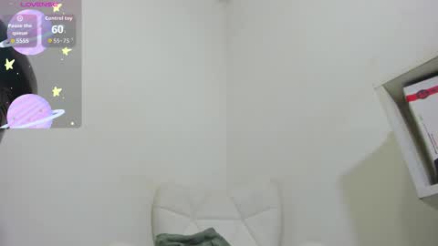 Nathalia Isaza online show from November 25, 2025, 9:53 am