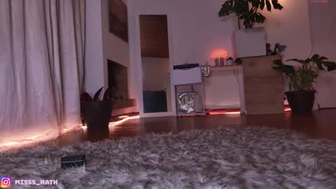 Nathalia  online show from March 18, 2026, 1:31 am