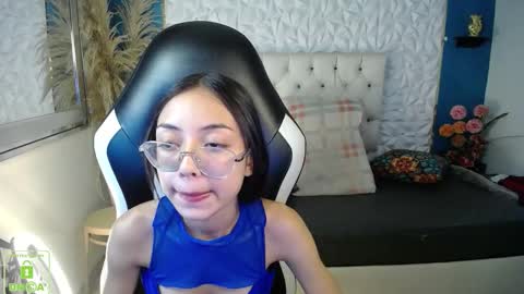 nathaliasweet_1_ online show from February 16, 2026, 2:46 pm