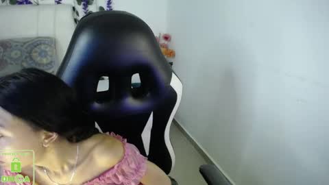 nathaliasweet_1_ online show from April 16, 2026, 2:07 pm