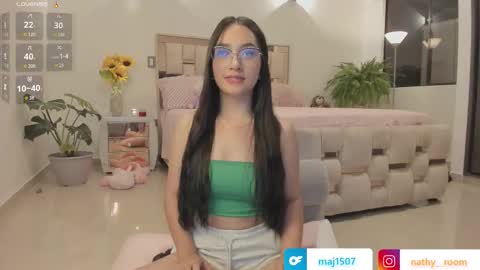 Snapshot of nathaly_star04 chatting on November 12, 2025, 2:34 am online show from November 12, 2025, 2:34 am