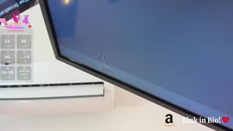 Snapshot of nathalyn05 chatting on October 8, 2025, 10:35 am NATHALY online show from October 8, 2025, 10:35 am