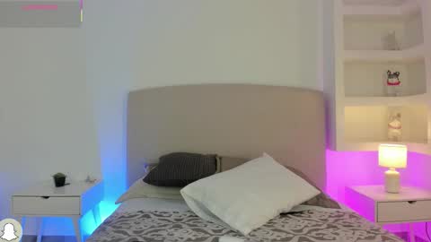 Snapshot of nathalyn05 chatting on October 22, 2025, 10:48 am NATHALY online show from October 22, 2025, 10:48 am