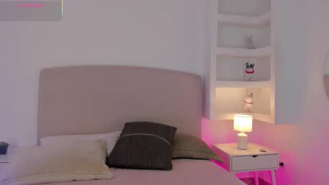 Snapshot of nathalyn05 chatting on November 3, 2025, 10:38 am NATHALY online show from November 3, 2025, 10:38 am