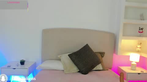 Snapshot of nathalyn05 chatting on November 4, 2025, 10:36 am NATHALY online show from November 4, 2025, 10:36 am