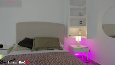 Snapshot of nathalyn05 chatting on November 15, 2025, 10:34 am NATHALY online show from November 15, 2025, 10:34 am